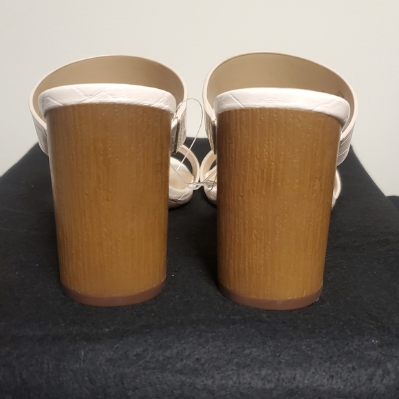 NWOT Unisa Yara Sandal - Picture 5 of 6